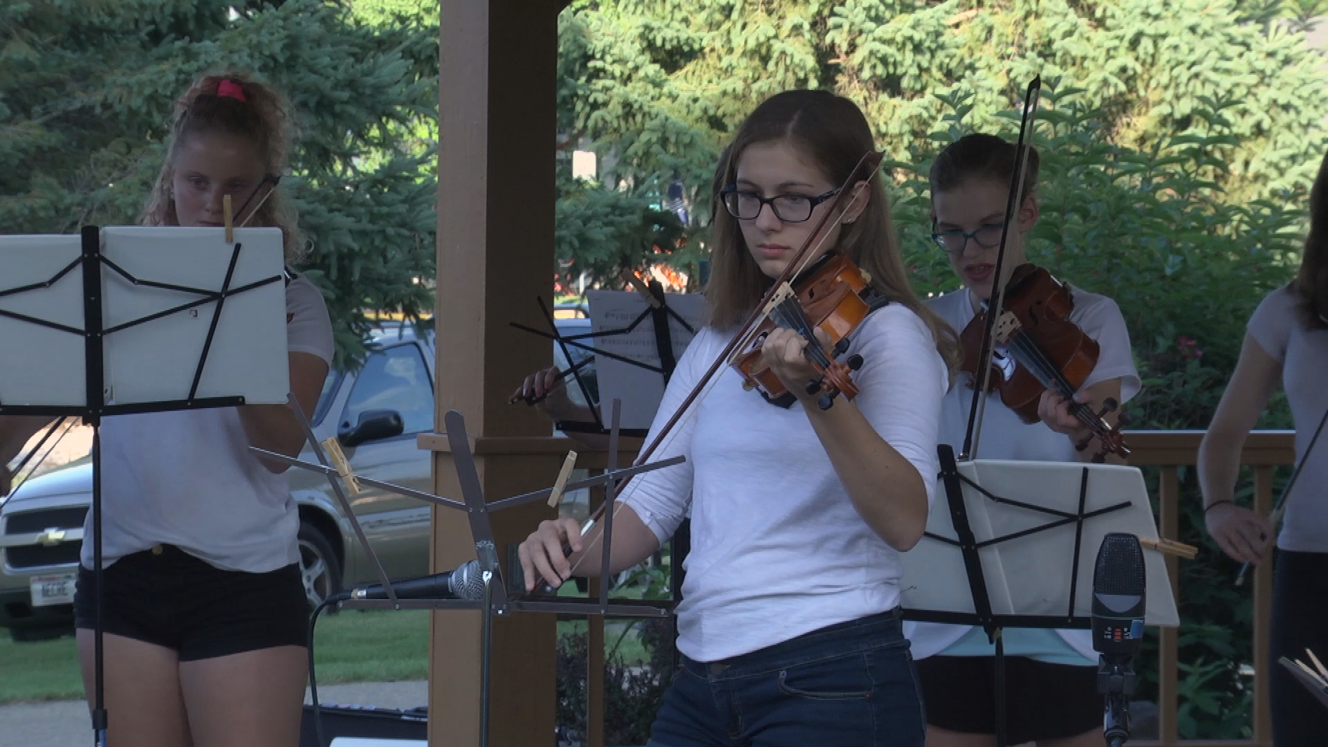 Sundaes of Thursdays - Fiddles on Fire 8/2/18